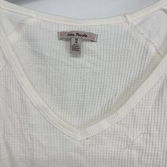 Free People Women's Santa Clara V-Neck Pullover Thermal Top Off-White Medium NWT - Picture 6 of 7